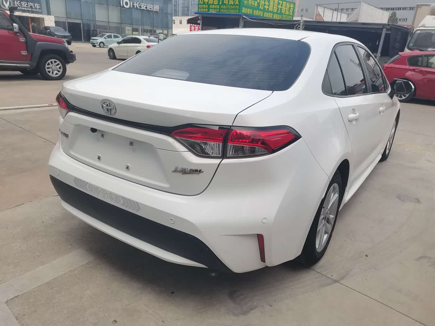 Toyota Levin 1.5 л 2022 г. Белый, пробег 40000 км