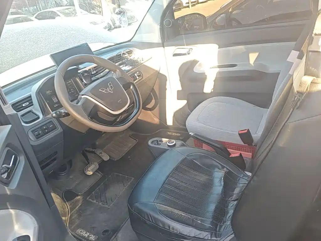 Wuling MINIEV — миниатюра 15