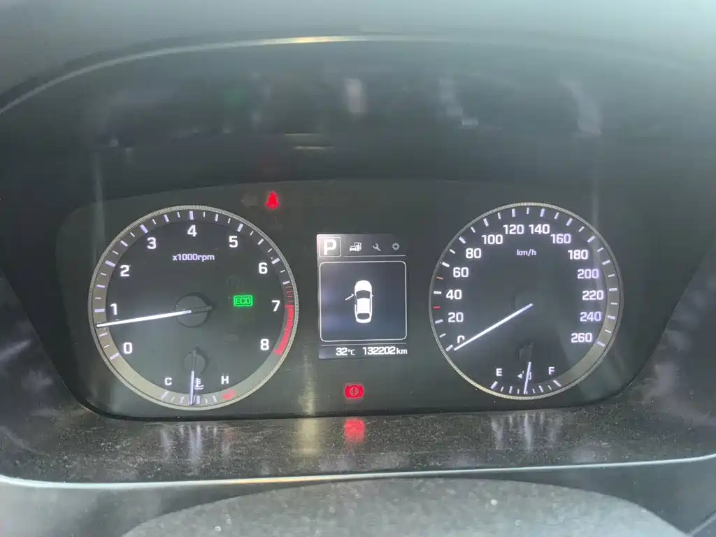 Hyundai Sonata — миниатюра 7