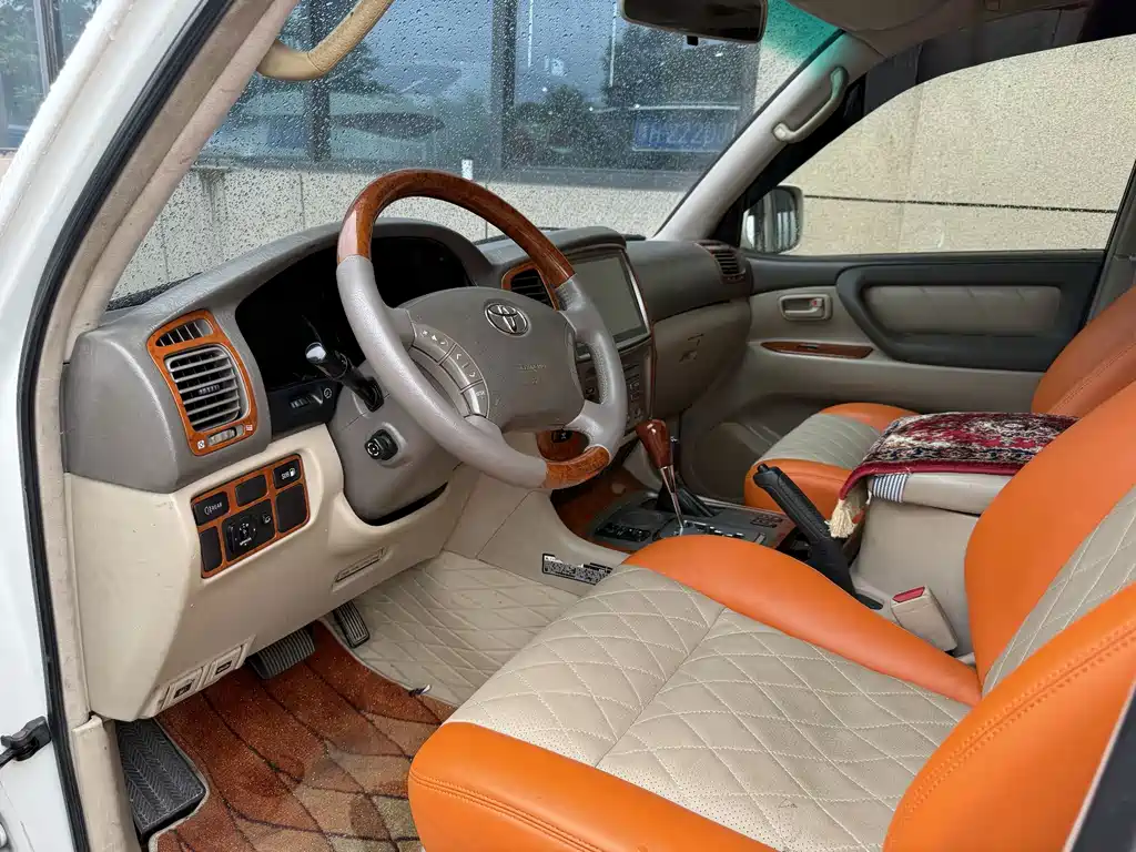 Toyota Land Cruiser — миниатюра 2