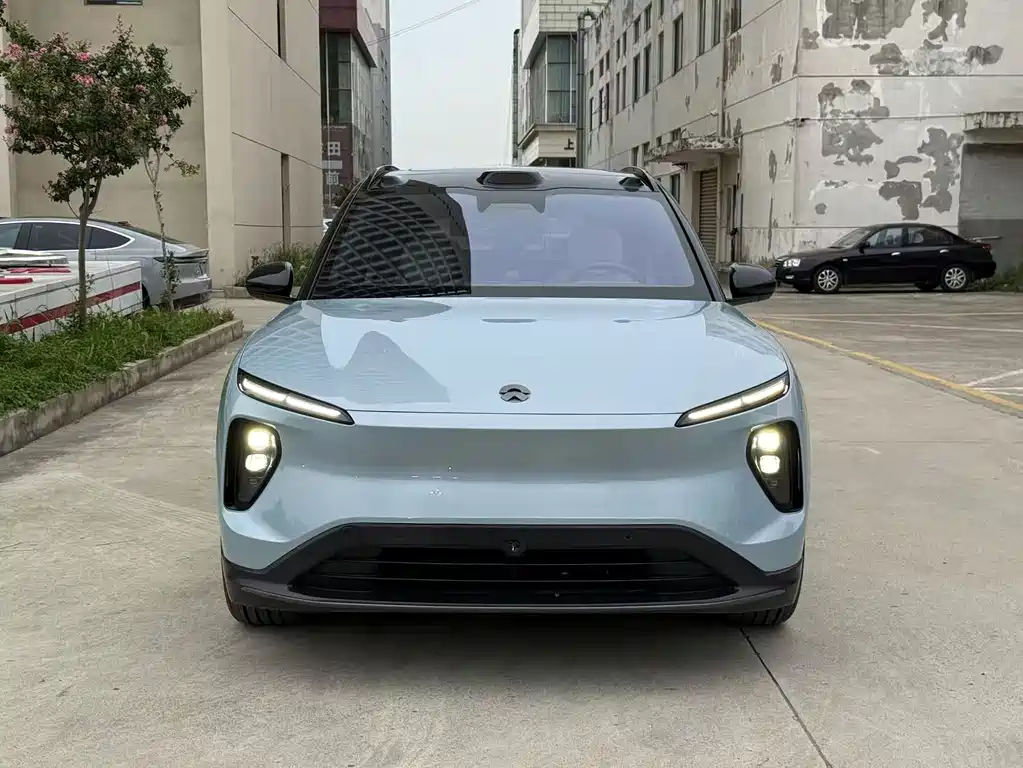 NIO ES6 — миниатюра 2