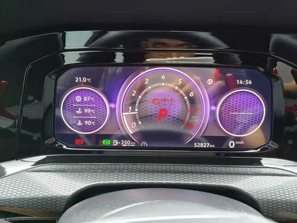 Volkswagen Golf GTI — миниатюра 7