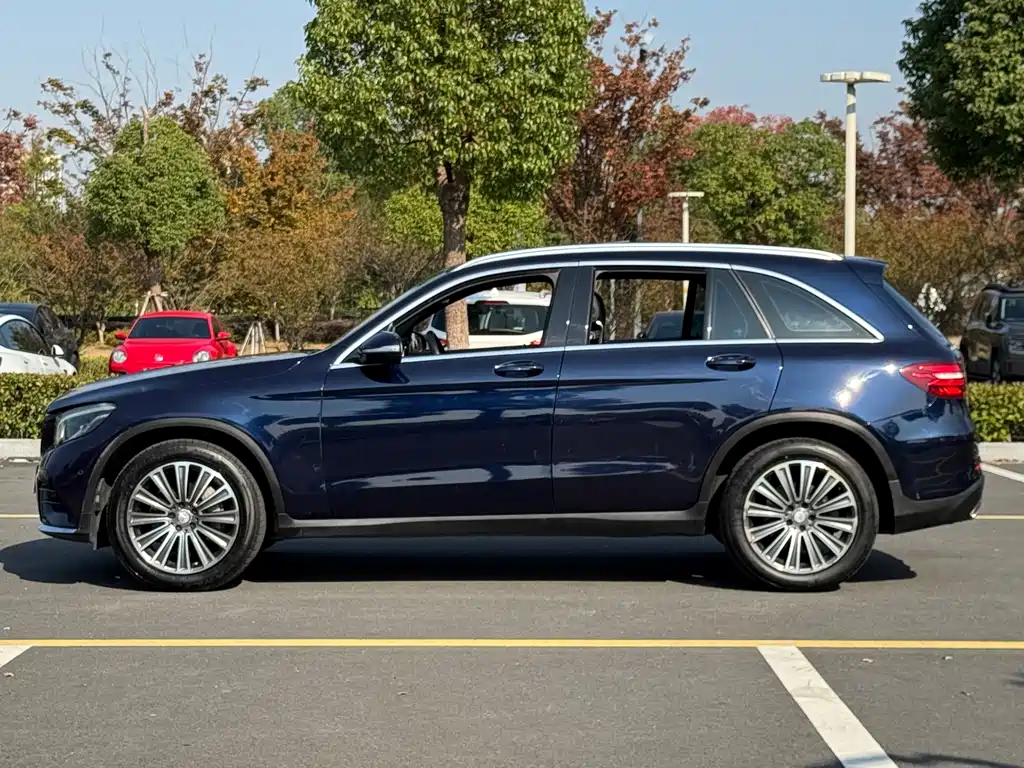 Mercedes-Benz GLC 2017 GLC 260 4MATIC