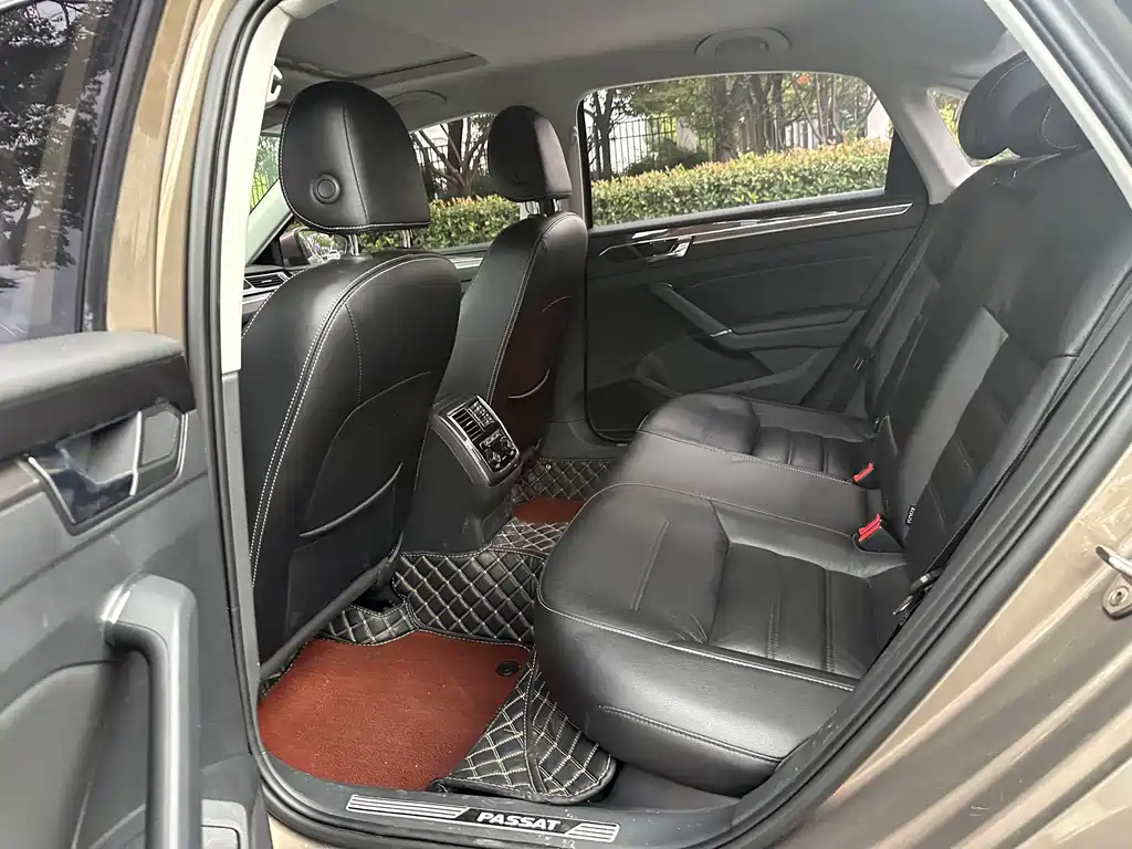 Volkswagen Passat — миниатюра 15