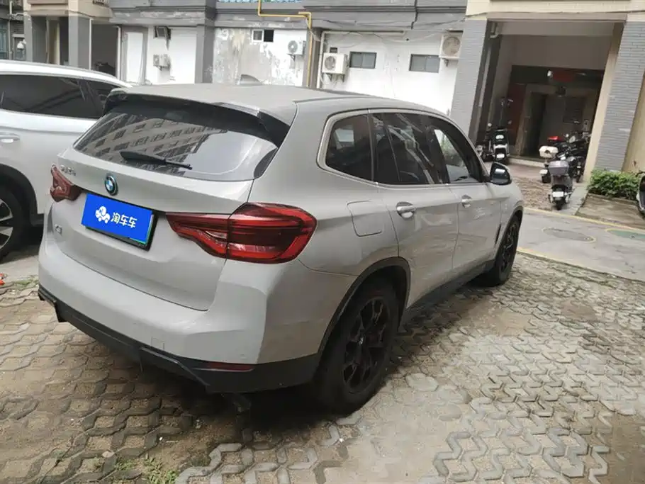 BMW iX3 2021 Lead