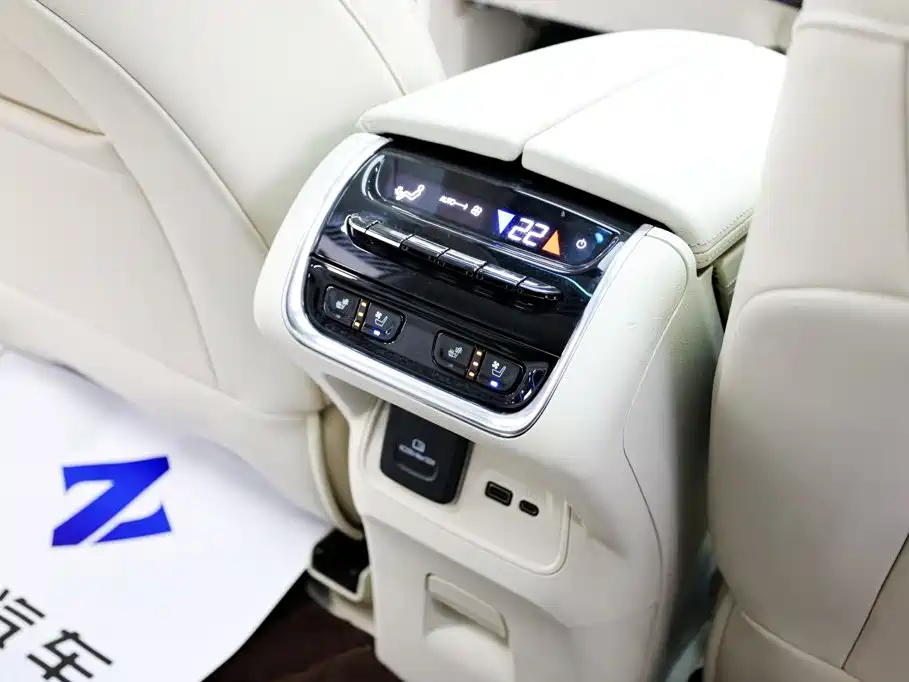 Buick Enclave — миниатюра 33