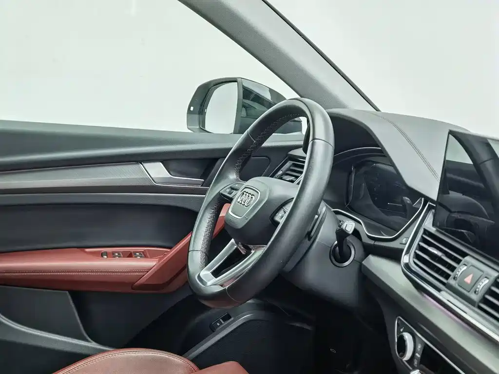 Audi Q5L — миниатюра 22