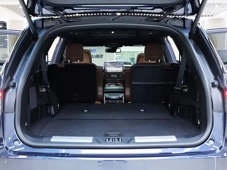 Lincoln Aviator — миниатюра 34