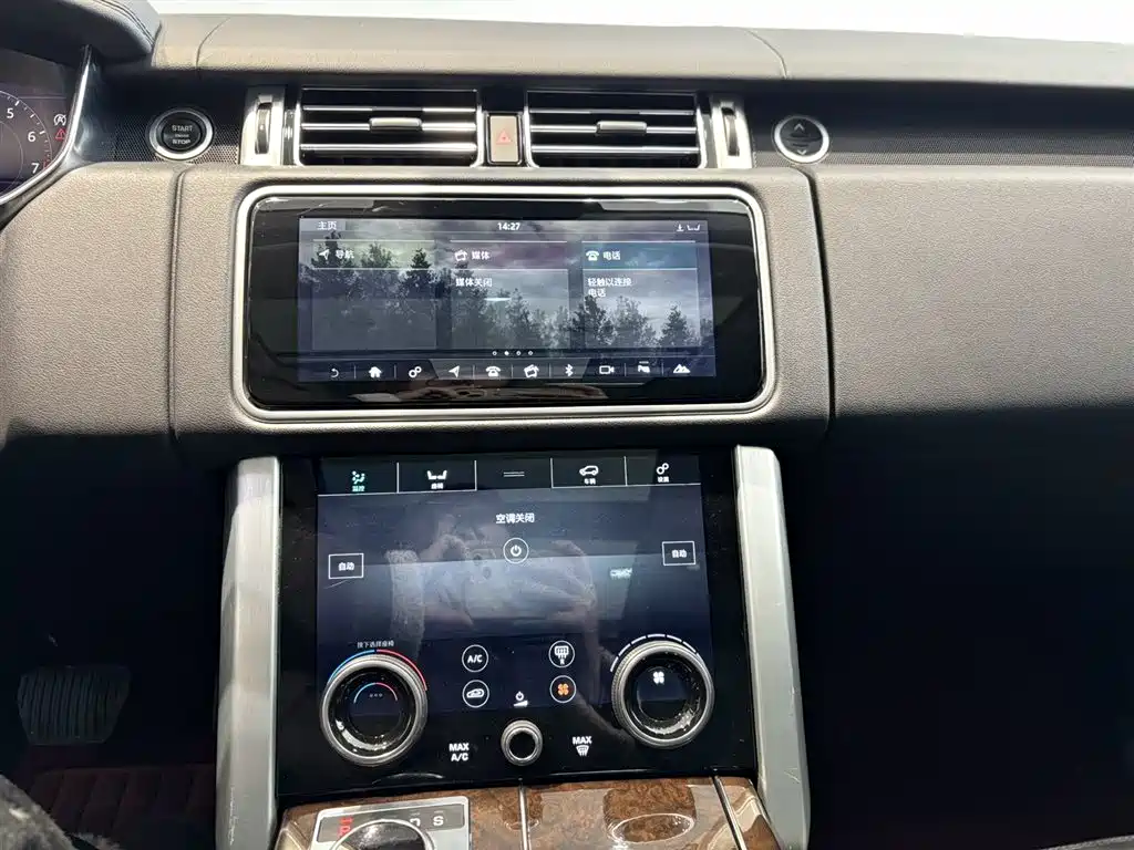 Land Rover Range Rover — миниатюра 22