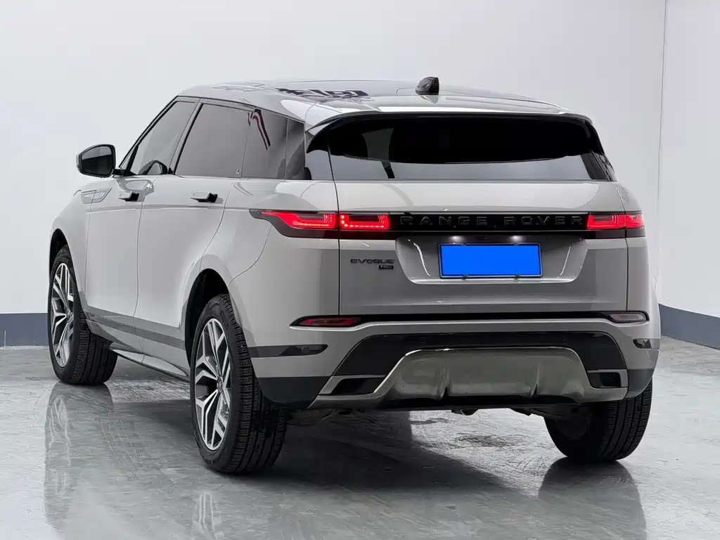 Land Rover Range Rover Evoque 2023 — фото 6