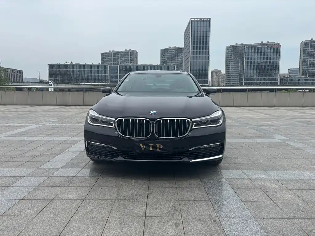 BMW 7 Series 7 2016 730Li Lead