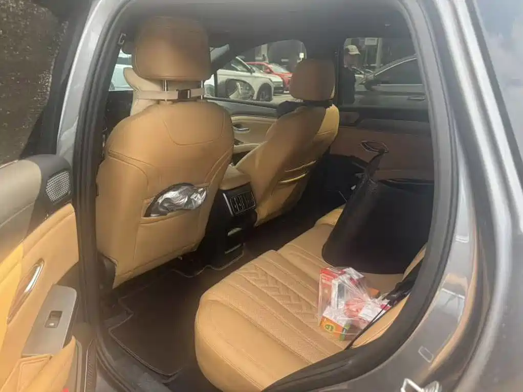 BYD L DM-i — миниатюра 3