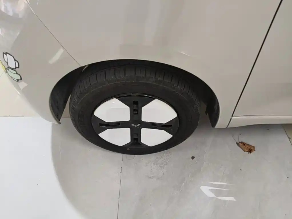 Wuling MINIEV — миниатюра 23