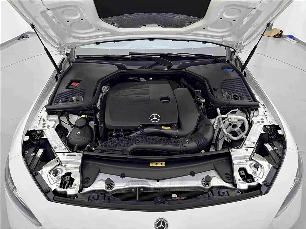 Mercedes-Benz CLS — миниатюра 25