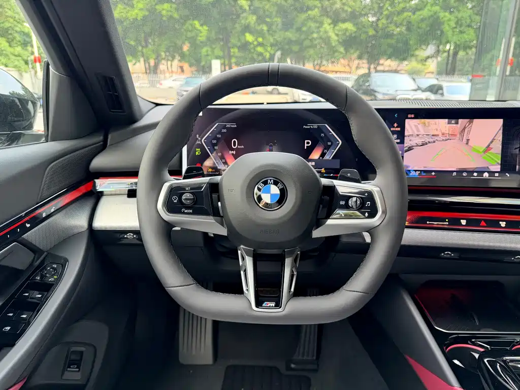 BMW 5 Series — миниатюра 11