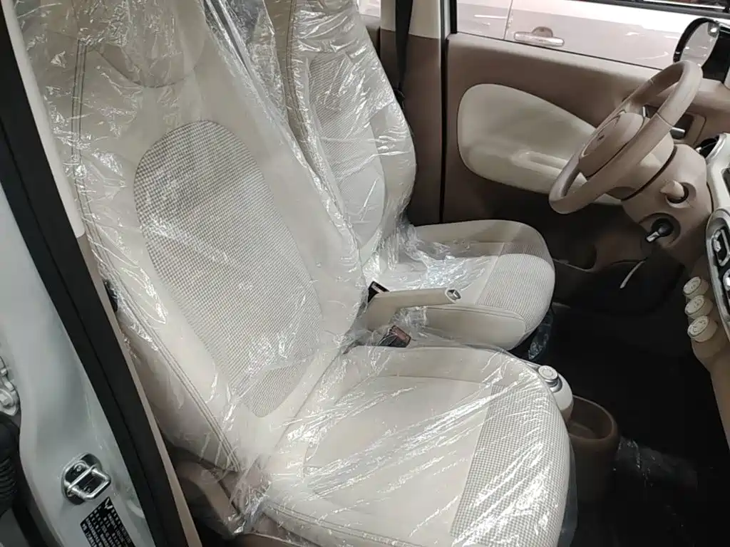 Wuling MINIEV — миниатюра 25