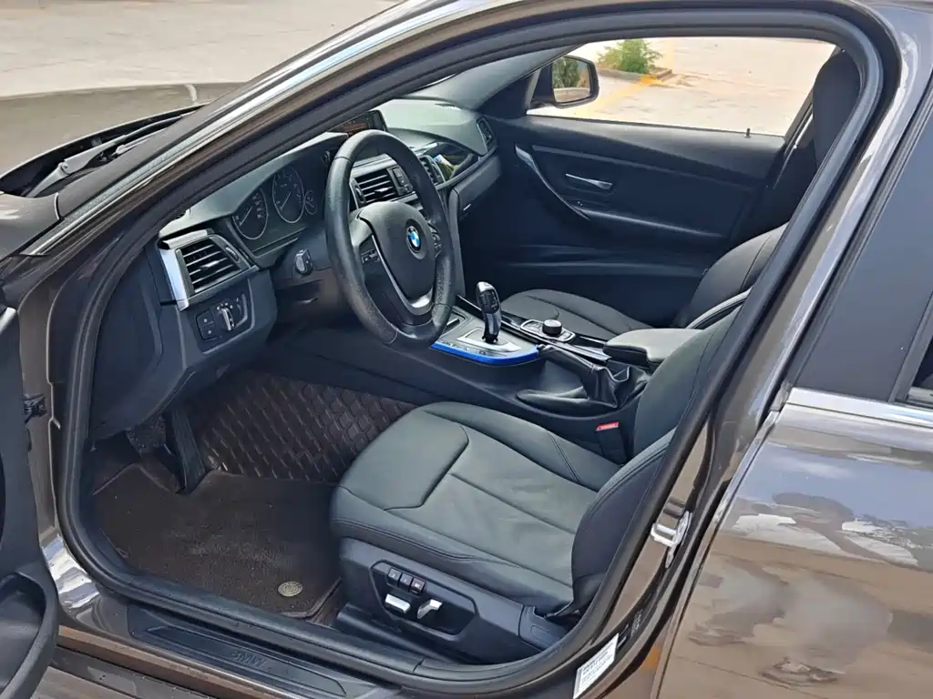 BMW 3 Series — миниатюра 9