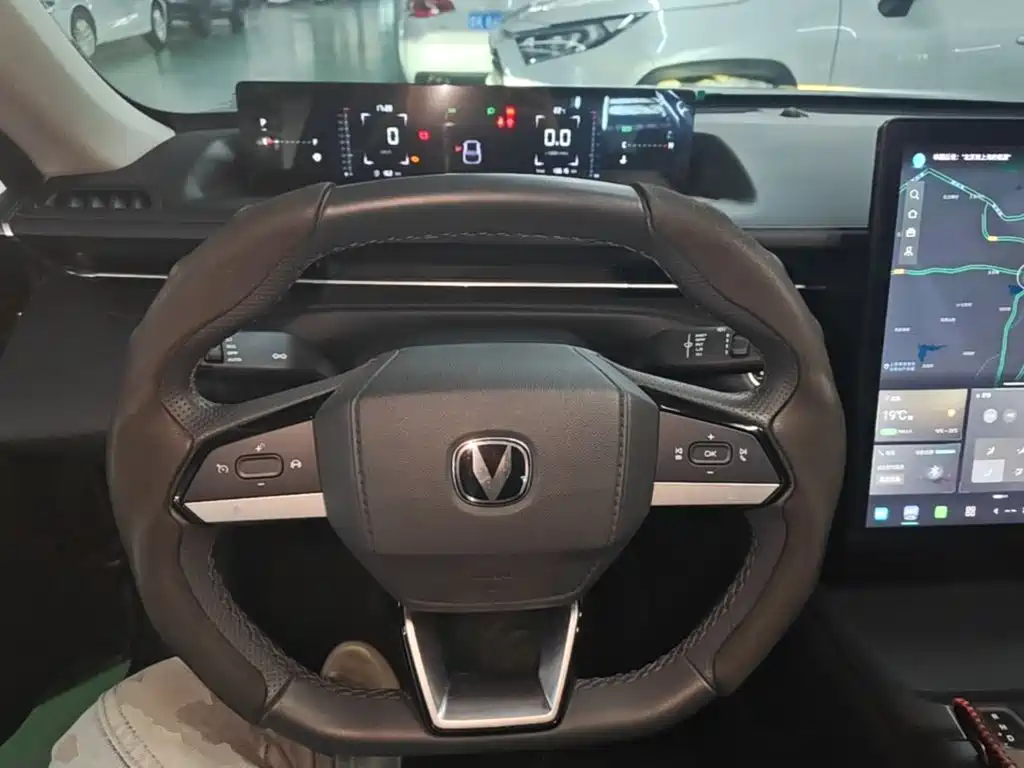Changan Eado — миниатюра 11