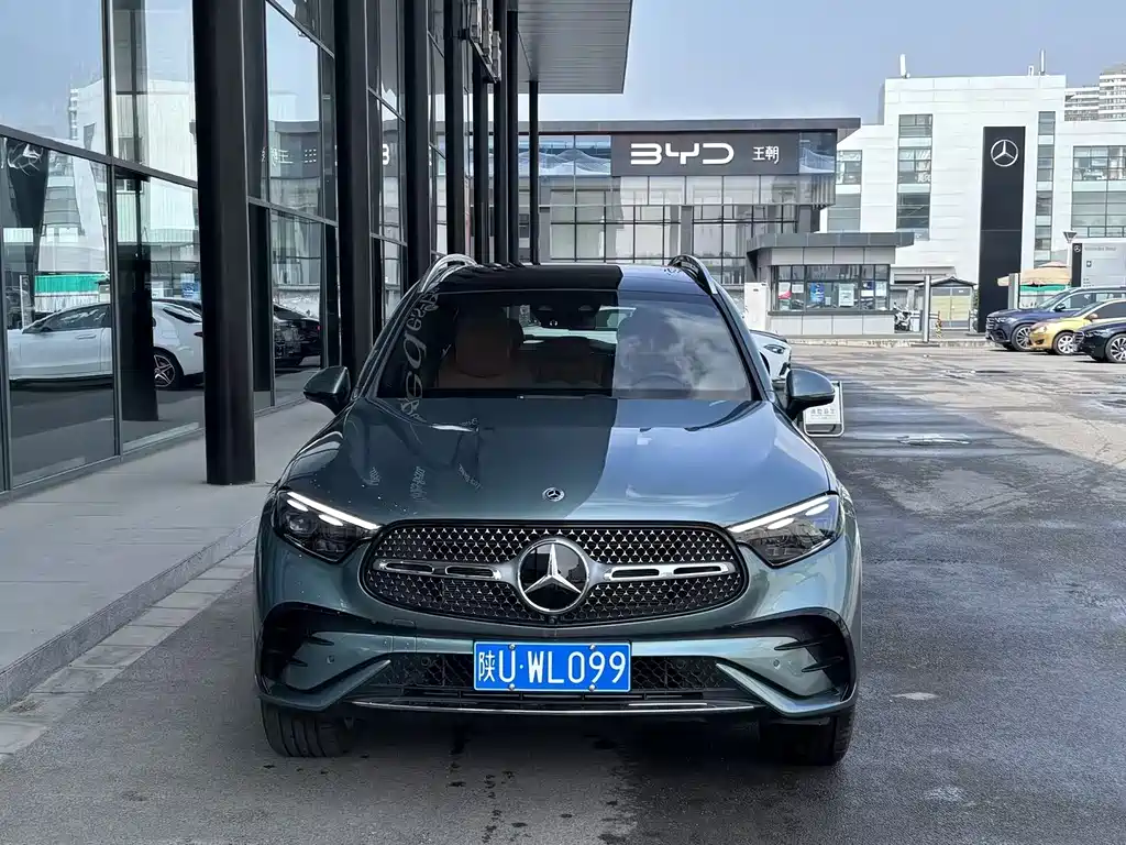 Mercedes-Benz GLC 2025 GLC 300 L 4MATIC Luxury 5 мест