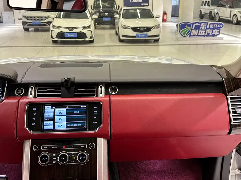 Land Rover Range Rover — миниатюра 18
