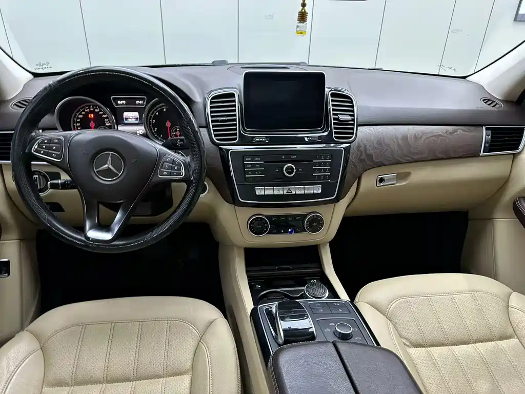 MERCEDES-BENZ GLE