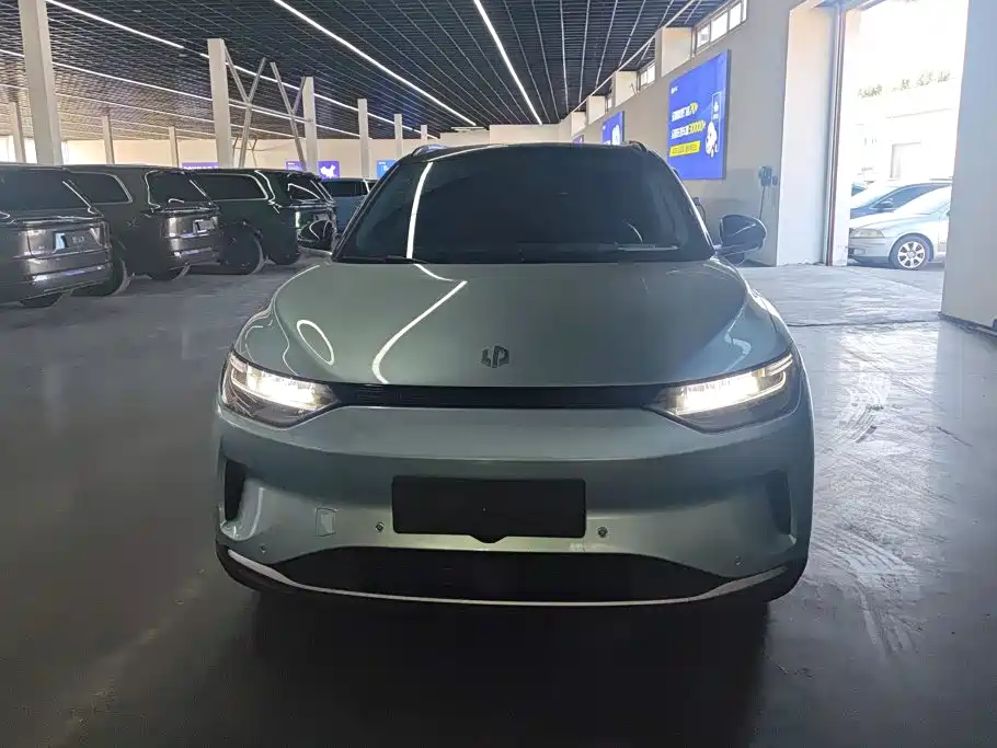 Leapmotor Leapmotor C11 — миниатюра 2