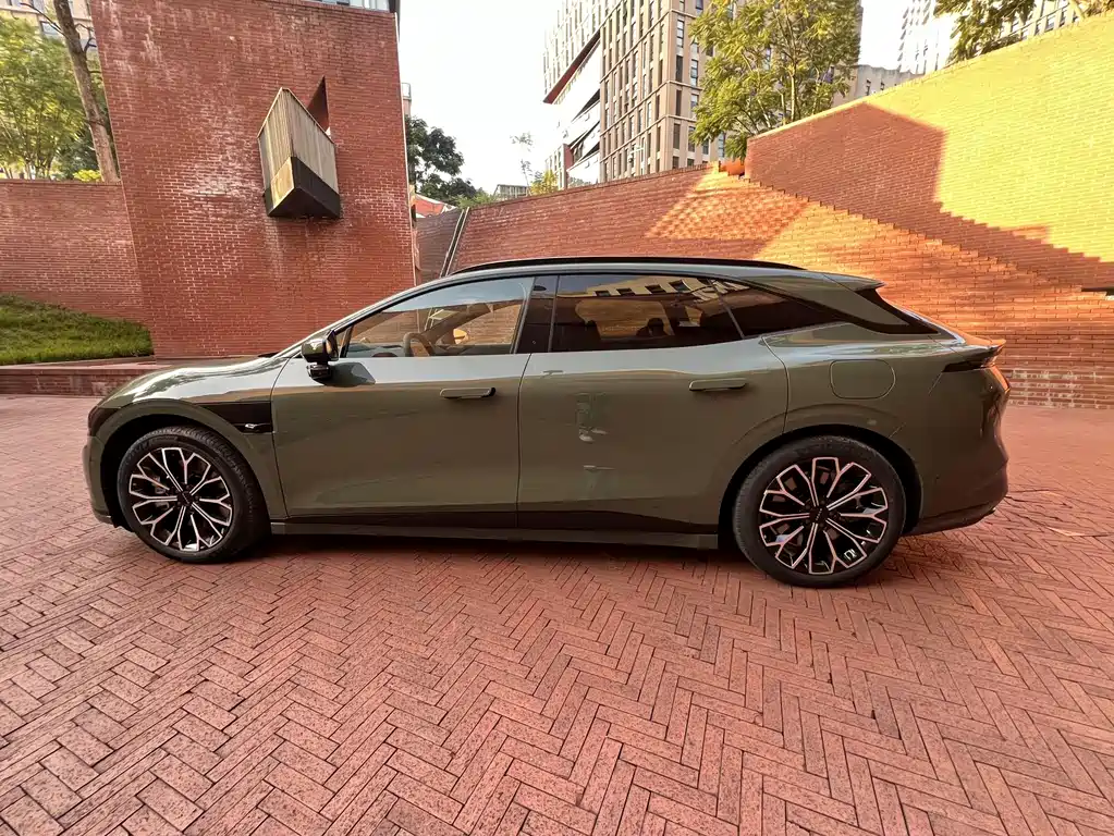 ZEEKR EXTREME KRYPTON 007GT