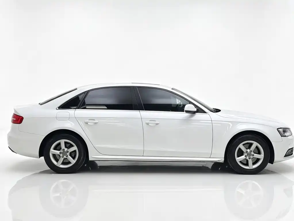 Audi A4L 2013 35 TFSI AT Comfort
