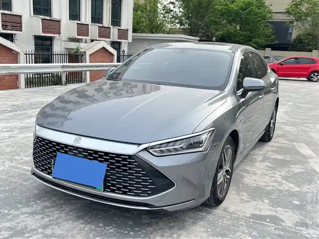 2021 BYD Qin