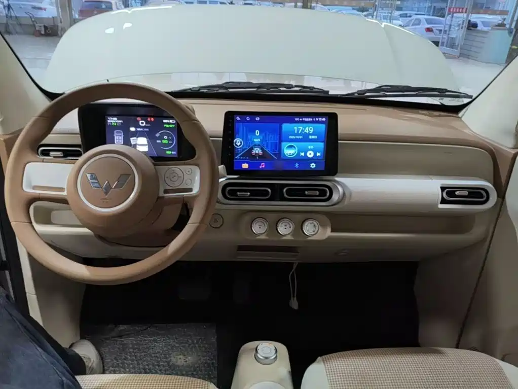 Wuling MINIEV — миниатюра 10