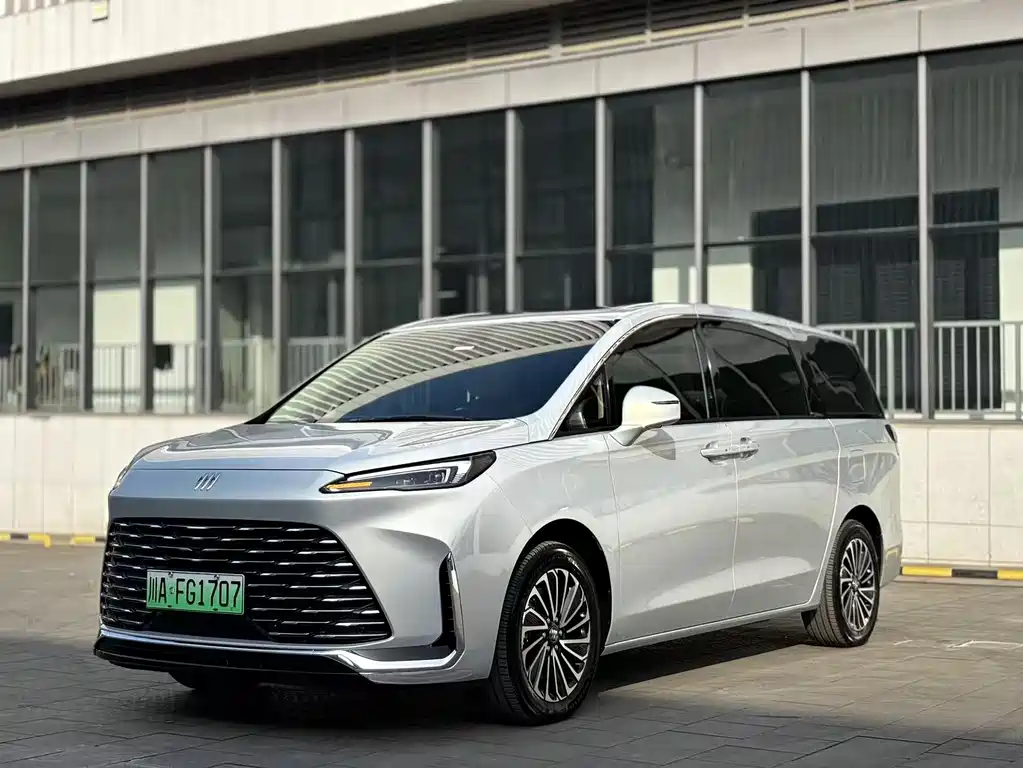 BUICK GL8 NEW ENERGY