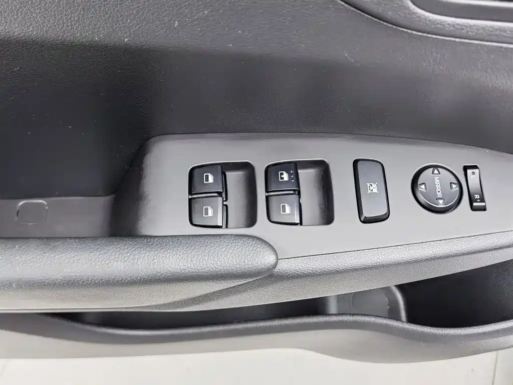 Hyundai Verna — миниатюра 9