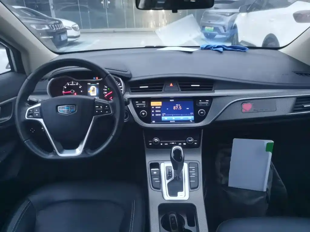 Geely Emgrand GS — миниатюра 10