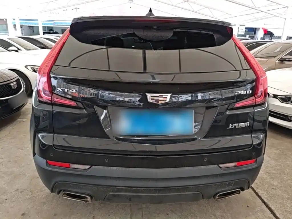 Cadillac XT4 — миниатюра 6