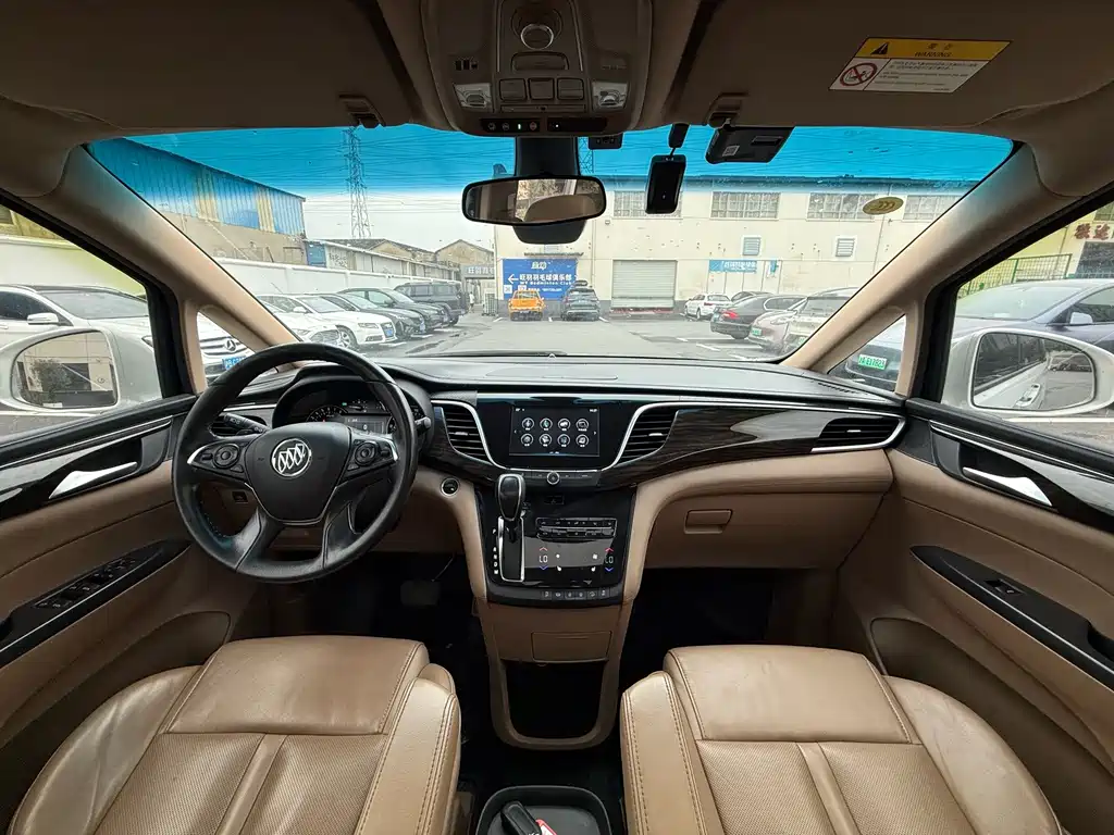 Buick GL8 — миниатюра 4