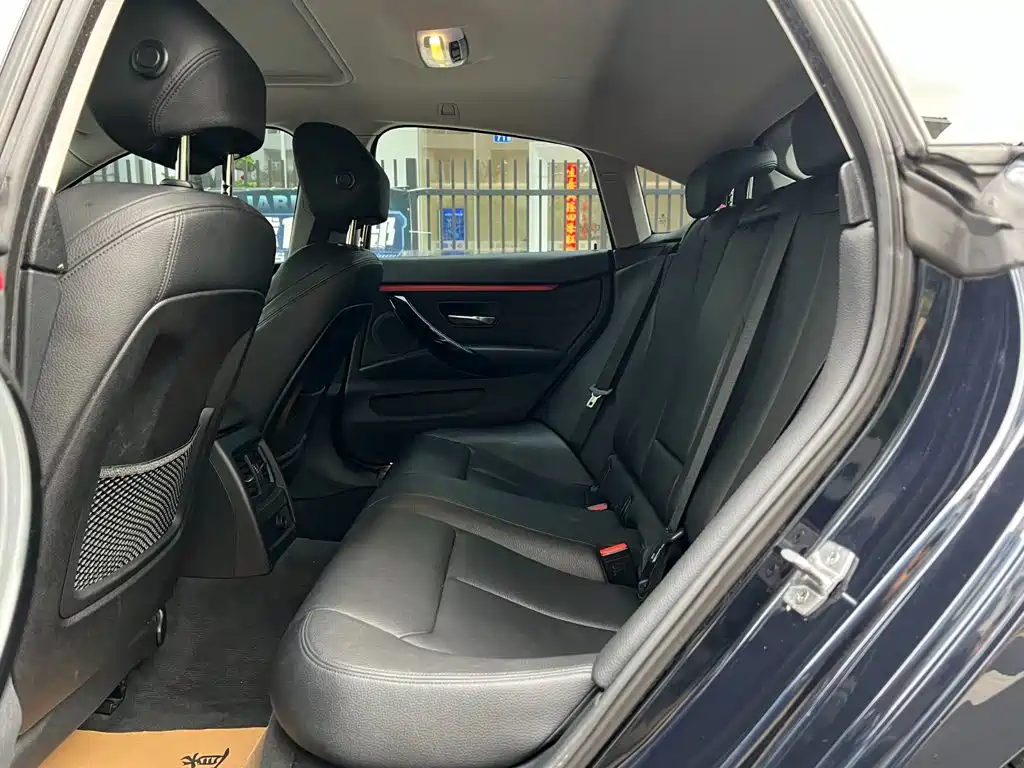 BMW 4 Series — миниатюра 4