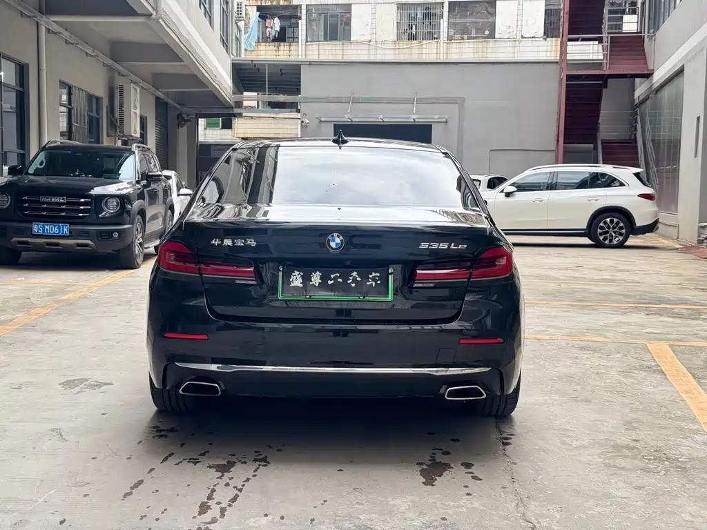 BMW 5 Series New Energy — миниатюра 19