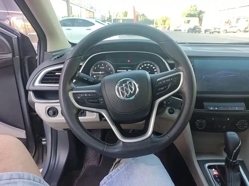 Buick Excelle — миниатюра 11
