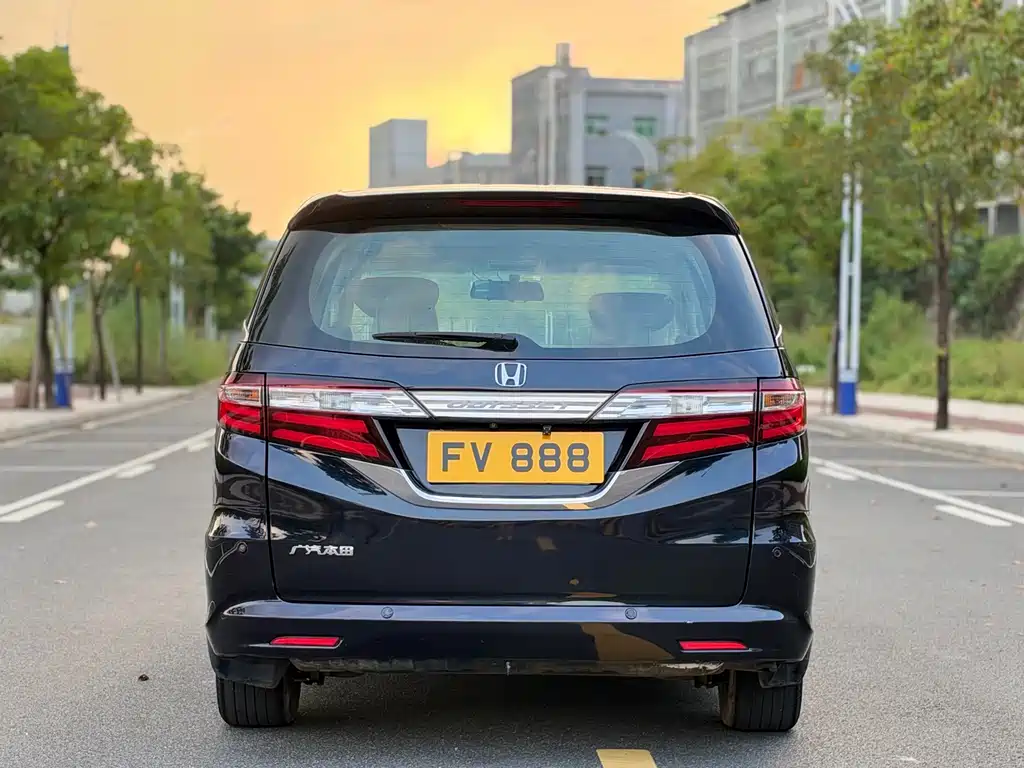 Honda Odyssey — миниатюра 5