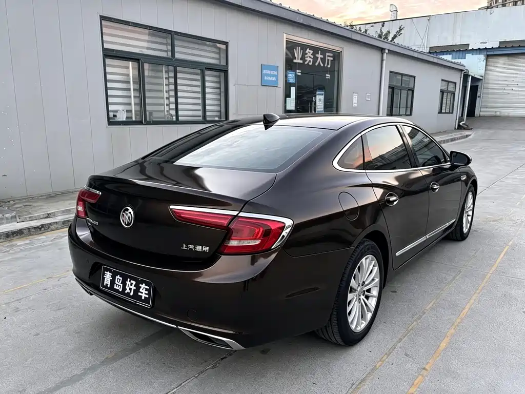Buick LaCrosse — миниатюра 12