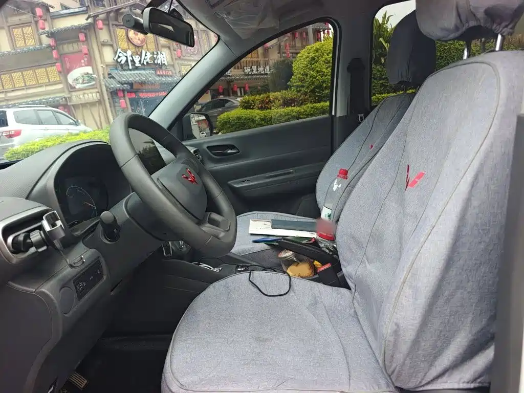 Wuling Hongguang EV — миниатюра 11
