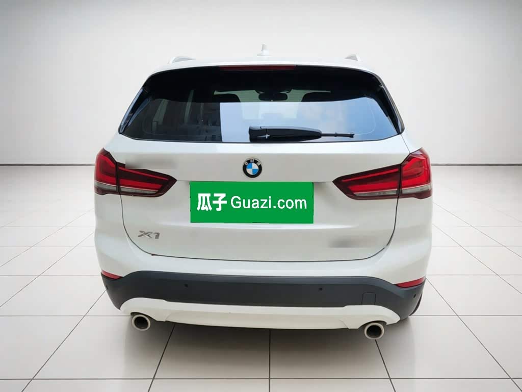 BMW X1 1.5 л 2021 г. Белый, пробег 29200 км