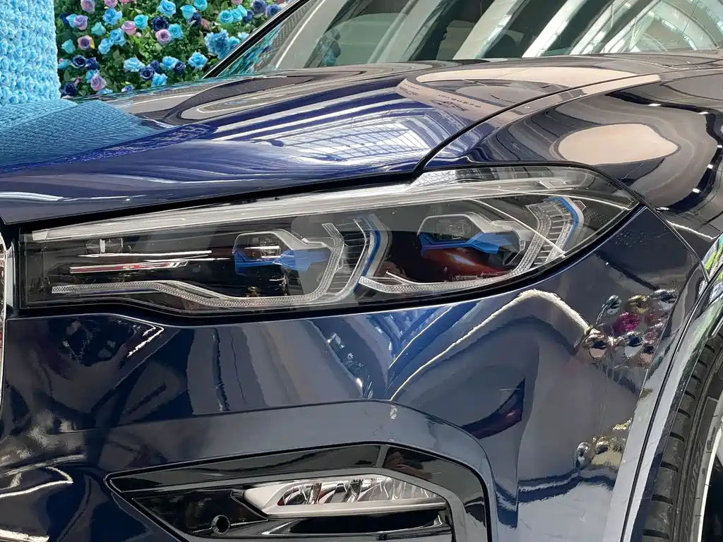 BMW X7 — миниатюра 8
