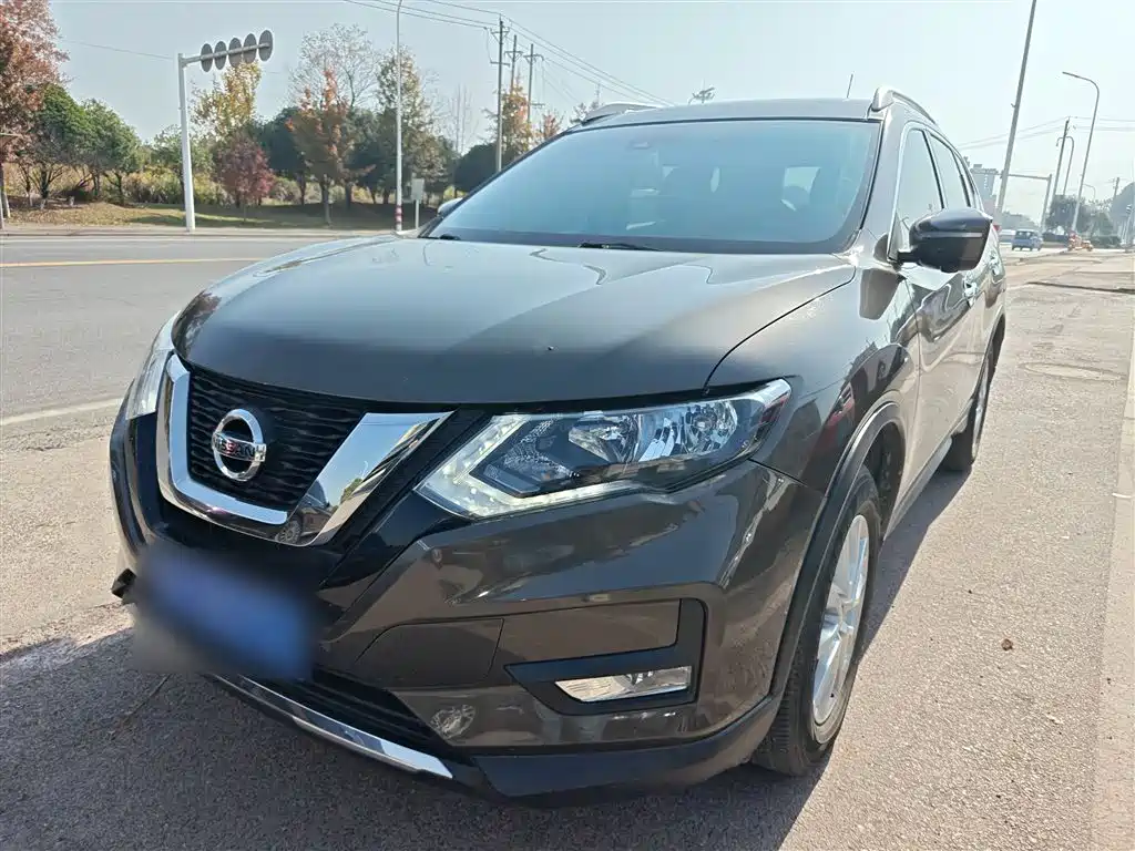 NISSAN QIJUN