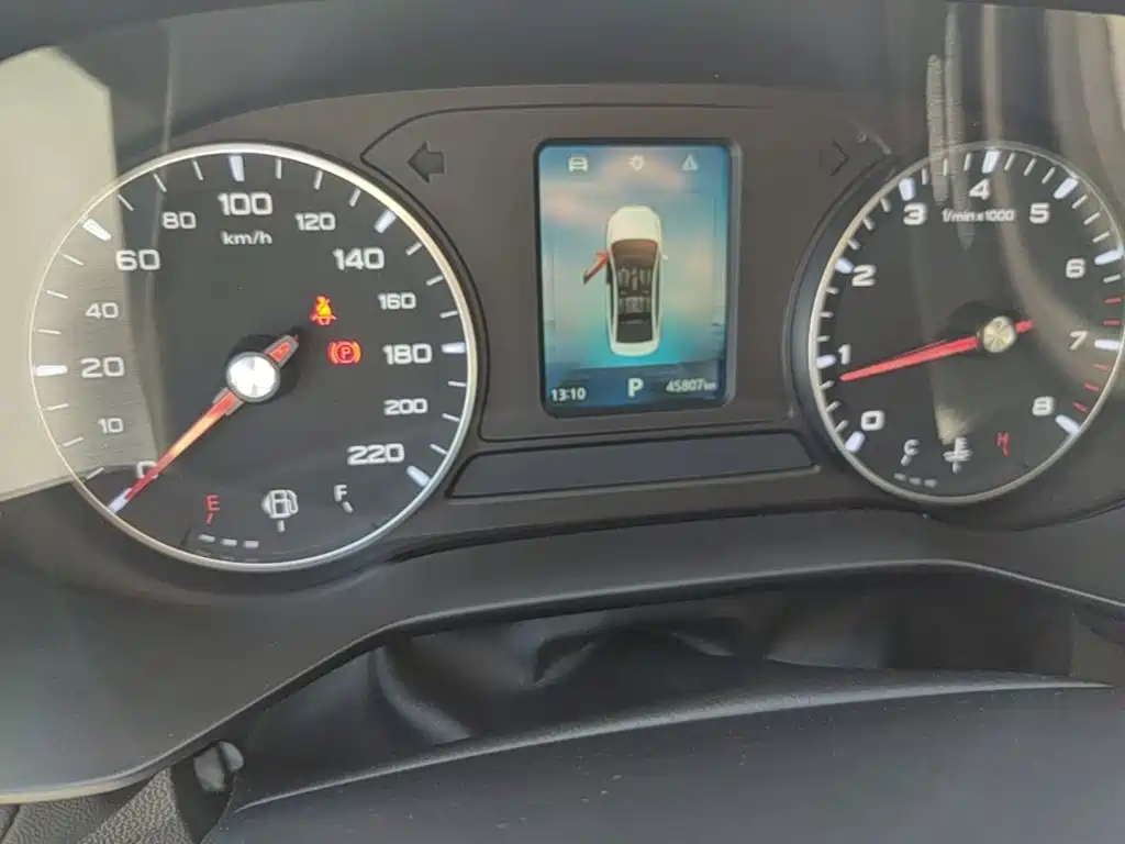 Roewe i5 — миниатюра 12