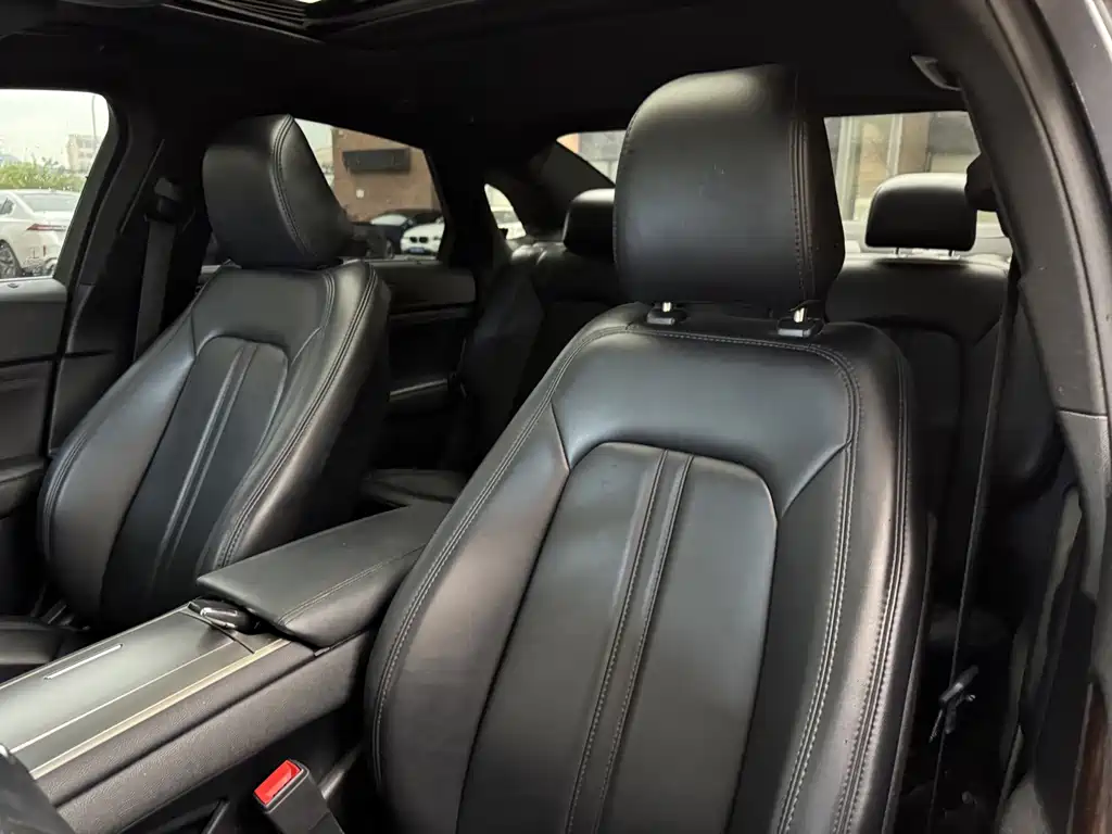 Lincoln MKZ — миниатюра 17
