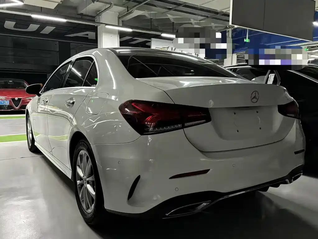 MERCEDES-BENZ A CLASS