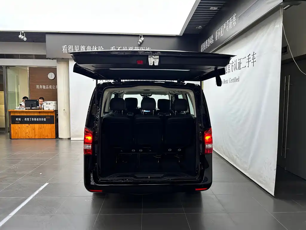 Mercedes-Benz Vito — миниатюра 7