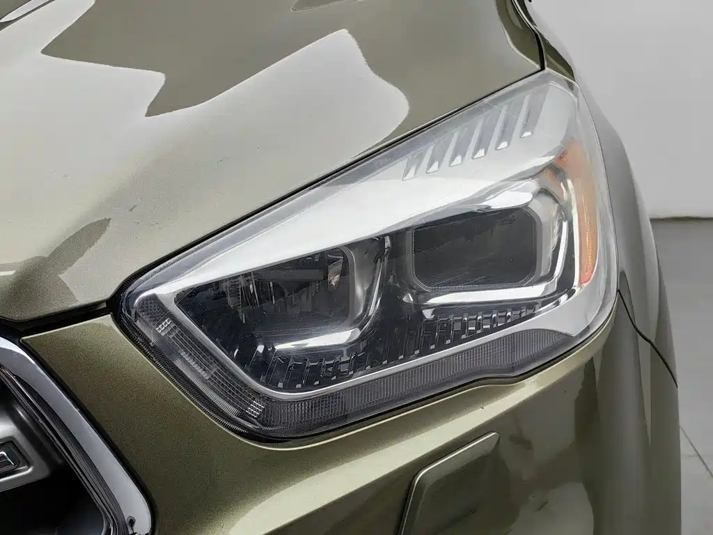 Ford Kuga — миниатюра 7