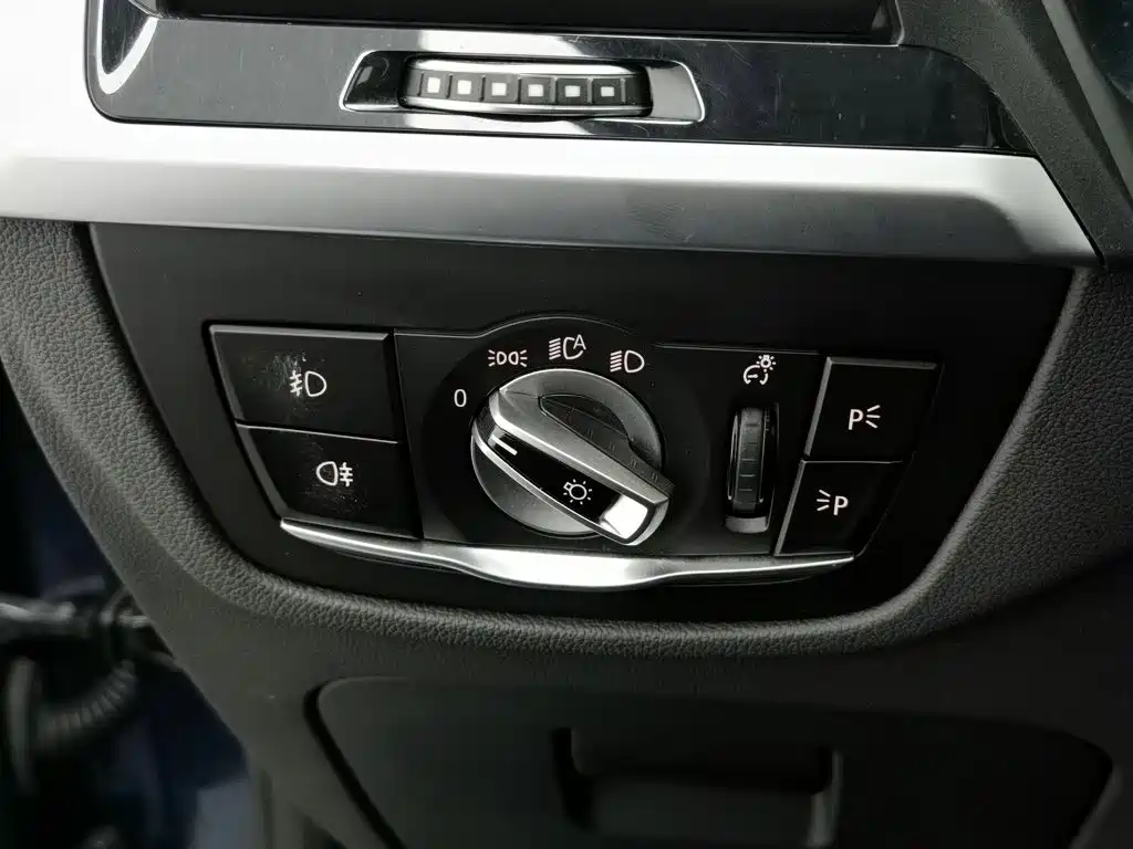 BMW X3 — миниатюра 21